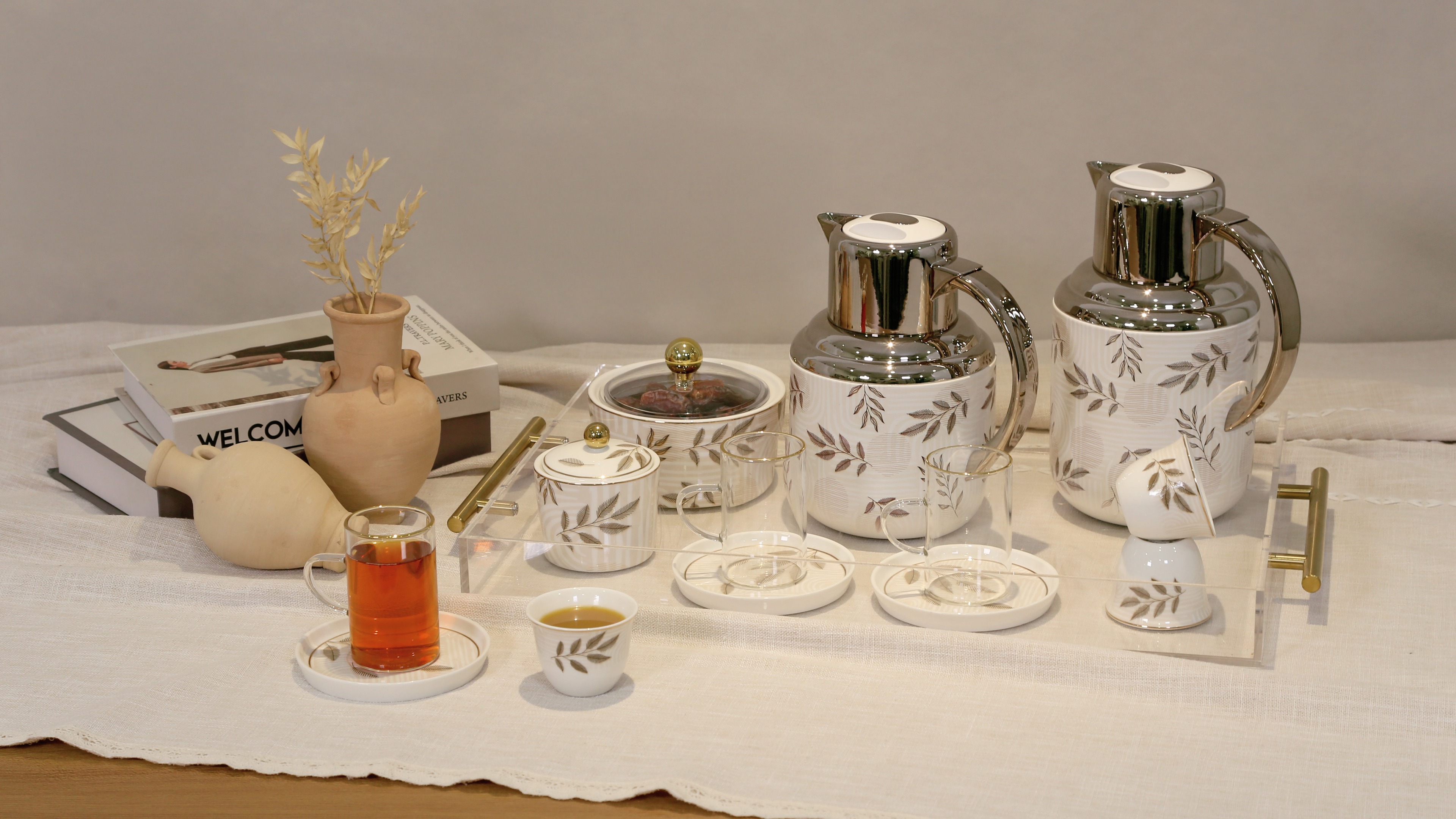 Regal Dream White Set - TD204